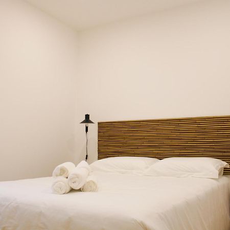 Casa Dos Cucos Hostel เอริเซรา ภายนอก รูปภาพ