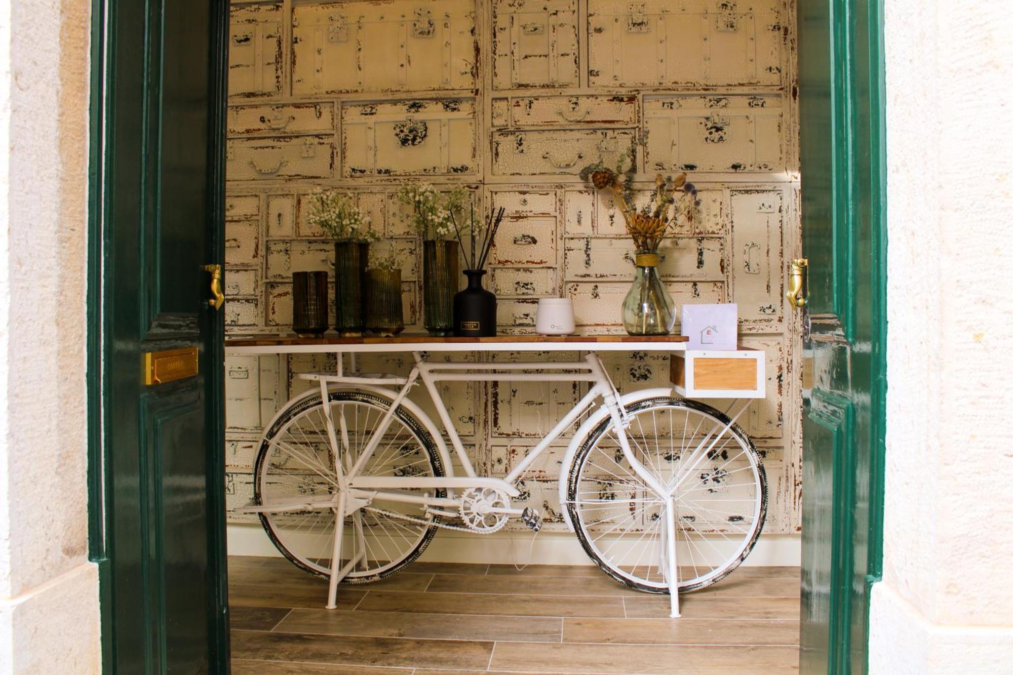 Casa Dos Cucos Hostel เอริเซรา ภายนอก รูปภาพ