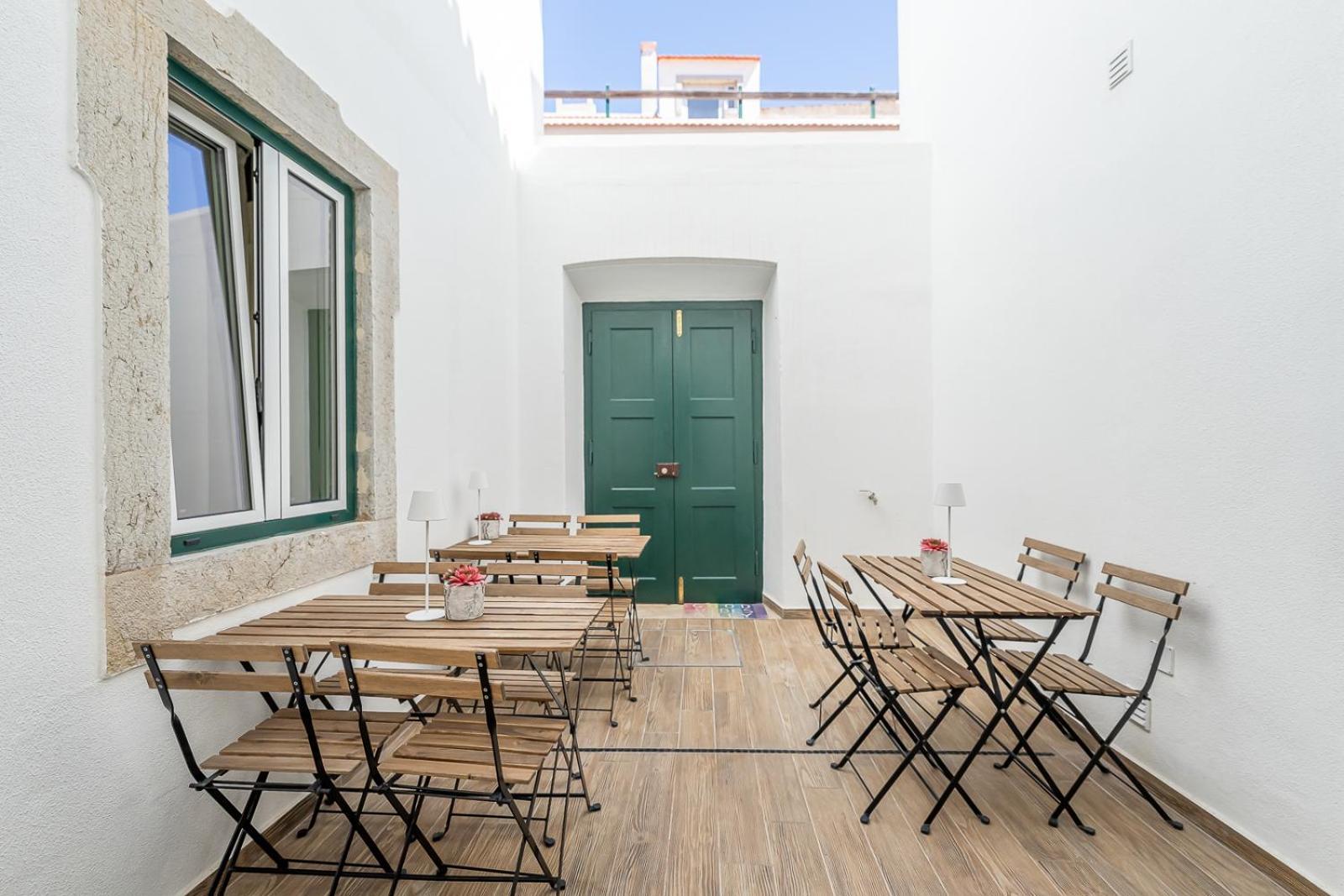 Casa Dos Cucos Hostel เอริเซรา ภายนอก รูปภาพ
